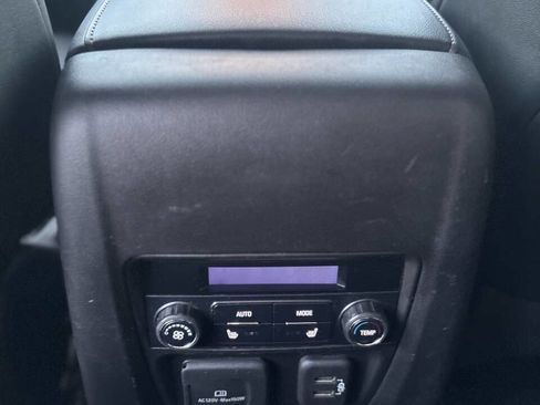 Used 2020 Buick Enclave Avenir w/ Avenir Technology Package FWD image 19