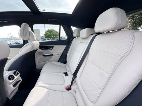 New 2026 Mercedes-Benz GLC 300 4MATIC image 21