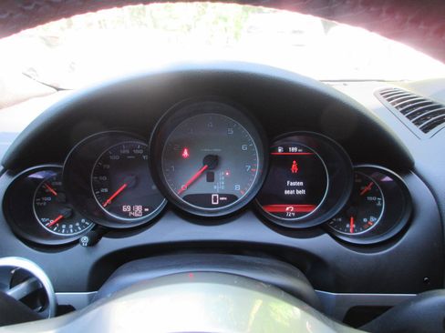 Used 2018 Porsche Cayenne S AWD/4WD image 10