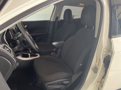 Used 2018 Jeep Compass Sport FWD image 19