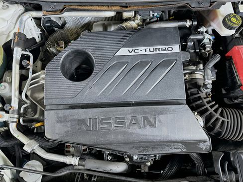 Used 2023 Nissan Rogue SL w/ SL Premium Package image 35