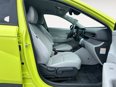 Used 2024 Hyundai Kona SEL FWD image 24