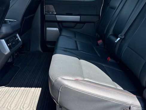 Used 2023 Ford F250 Lariat w/ Lariat Ultimate Package AWD/4WD image 19