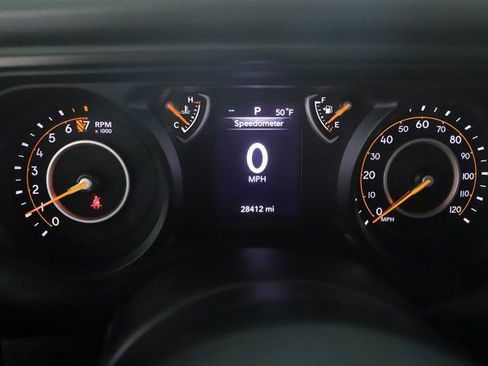 Used 2024 Jeep Gladiator Sport image 20