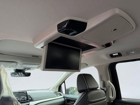 New 2026 Honda Odyssey Touring image 13