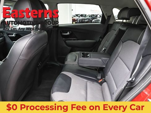 Used 2022 Kia Niro EX w/ Cold Weather Package FWD image 22