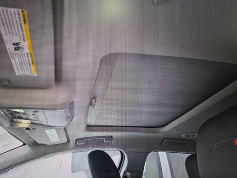 Used 2022 GMC Acadia AT4 w/ GMC Pro Grade Package image 9