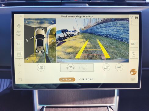 New 2026 Land Rover Range Rover SE image 22