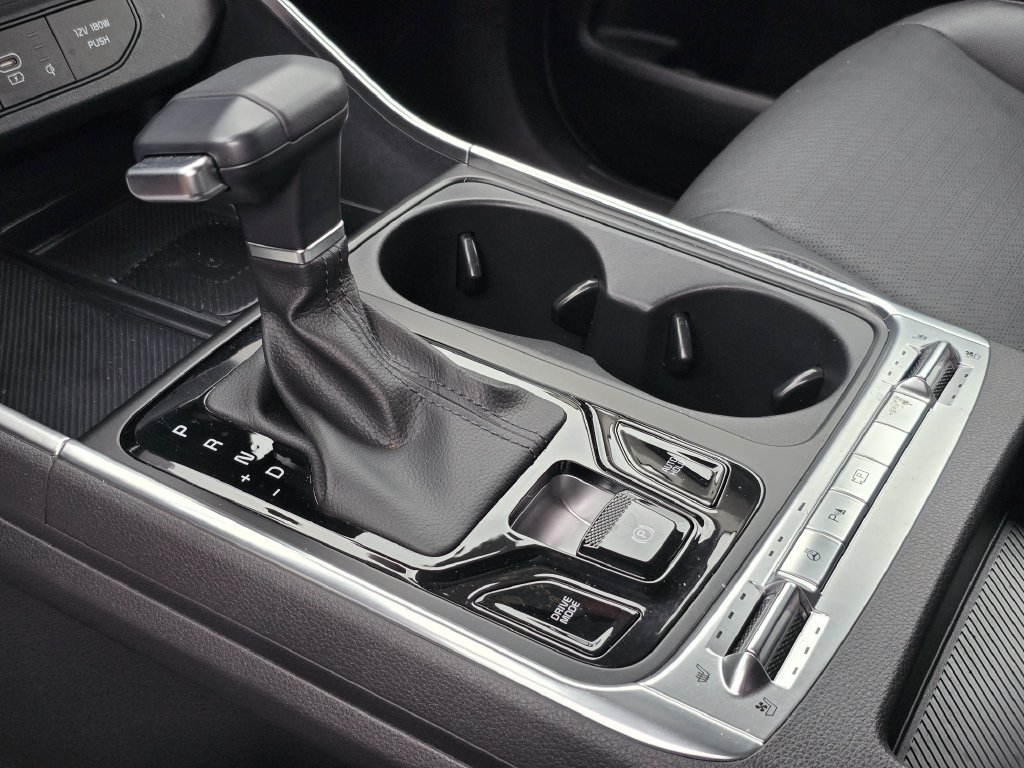 Certified 2025 Kia Carnival SX Prestige FWD image 24