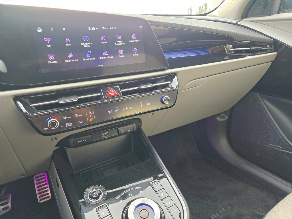 Certified 2023 Kia Niro Wave w/ Wave Preserve Package FWD image 36