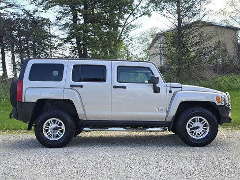 Used 2006 HUMMER H3 image 8