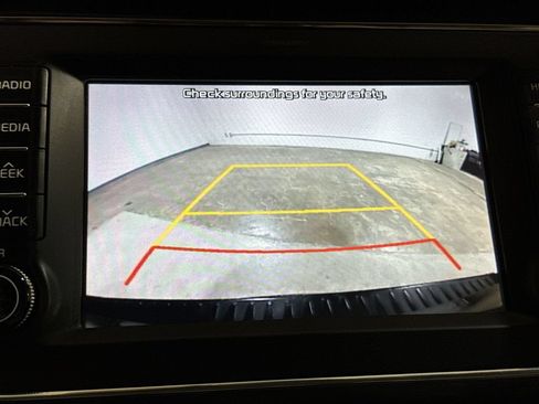 Used 2020 Kia Sedona EX FWD image 15