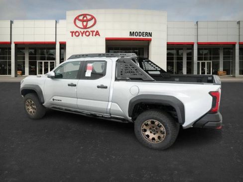 New 2025 Toyota Tacoma 4x4 Double Cab Hybrid image 11