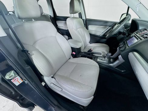 Used 2014 Subaru Forester 2.5i Touring AWD/4WD image 35