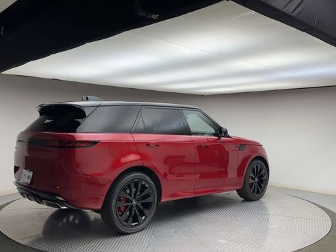 Certified 2024 Land Rover Range Rover Sport Dynamic SE AWD/4WD image 8