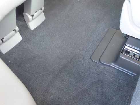 Used 2010 Honda Pilot Touring image 38