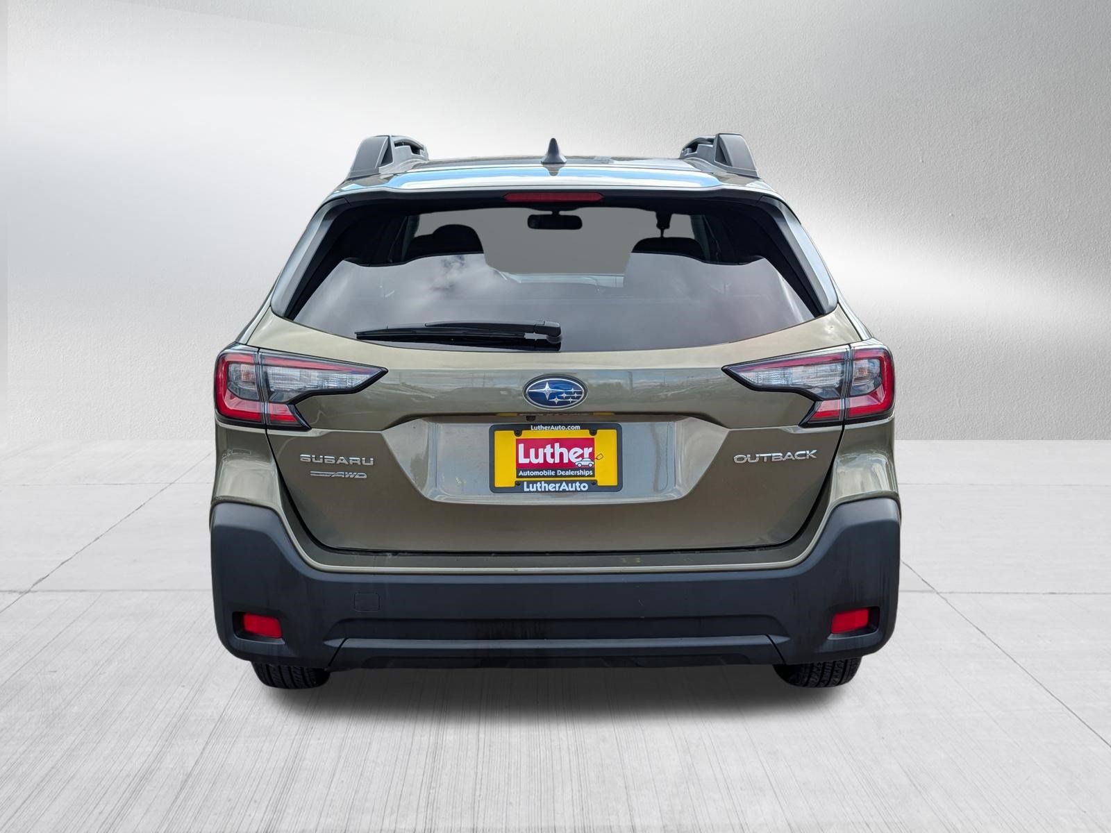 Used 2025 Subaru Outback Premium AWD/4WD image 6