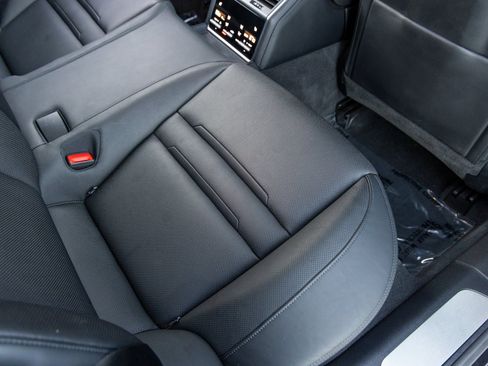 Certified 2023 Porsche Panamera image 49