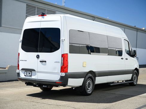 Used 2019 Mercedes-Benz Sprinter 170 image 9