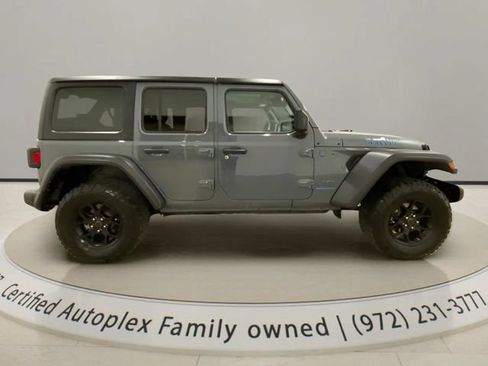 Used 2024 Jeep Wrangler Unlimited AWD/4WD image 6
