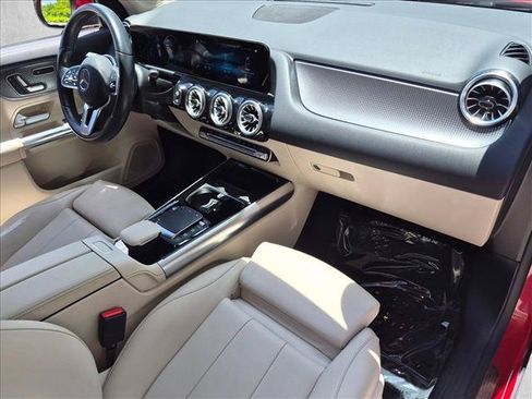 Certified 2022 Mercedes-Benz GLA 250 image 21