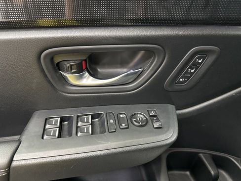 Used 2024 Honda Pilot Elite image 19