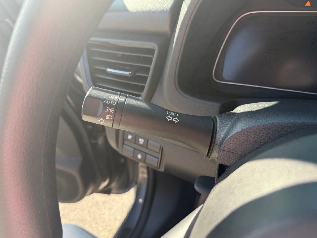 Used 2025 Nissan Leaf S FWD image 15