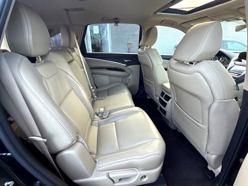 Used 2017 Acura MDX SH-AWD 9-Spd AT w/Tech Package image 17