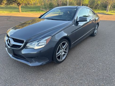 Used 2014 Mercedes-Benz E 350 Coupe image 3