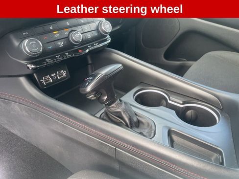 Used 2023 Dodge Durango GT image 31