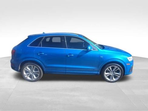 Used 2016 Audi Q3 2.0T Prestige w/ Prestige Package image 8