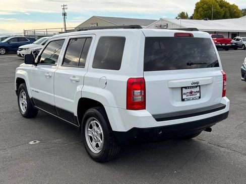 Used 2015 Jeep Patriot Sport w/ Power Value Group image 3