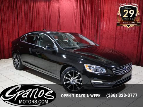 Used 2018 Volvo S60 T5 Inscription image 1