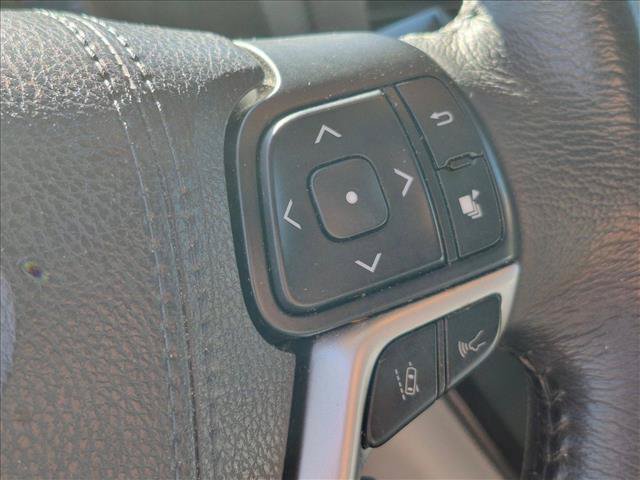 Used 2018 Toyota Sienna XLE w/ Carpet Mat Package AWD/4WD image 16