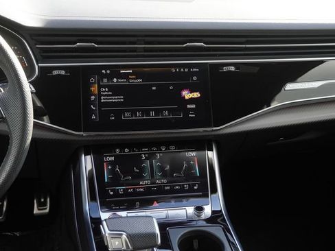 Used 2025 Audi SQ7 Prestige AWD/4WD image 15
