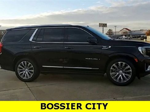 Certified 2021 GMC Yukon Denali w/ Denali Ultimate Package image 2