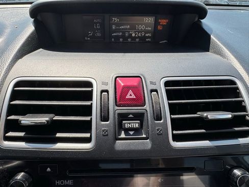 Used 2018 Subaru Forester 2.5i Limited AWD/4WD image 30