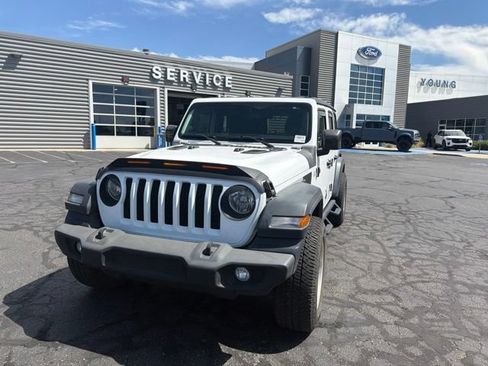 Used 2018 Jeep Wrangler Unlimited Sport S AWD/4WD image 18