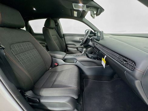 Used 2026 Honda HR-V Sport image 33