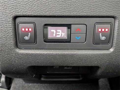 Used 2024 Mitsubishi Outlander SEL image 15