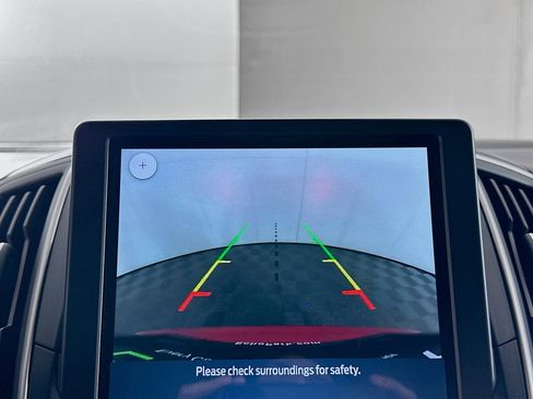 Used 2021 Ford Edge ST-Line image 22