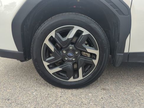 Certified 2025 Subaru Forester Premium AWD/4WD image 22