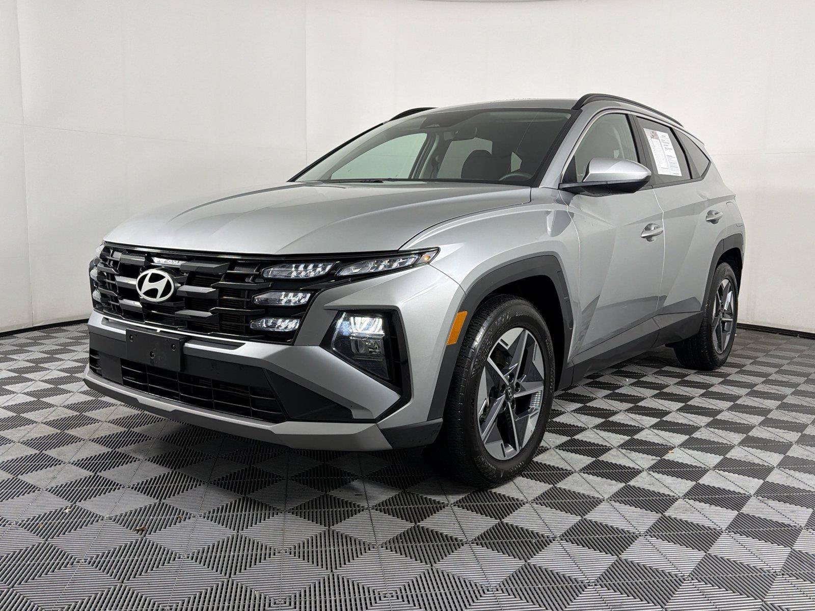Used 2026 Hyundai Tucson SEL Plus FWD image 3