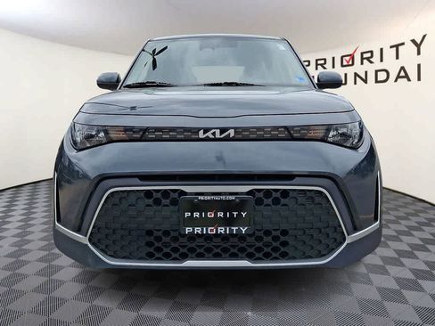 Used 2024 Kia Soul LX w/ Option Group 015 FWD image 2