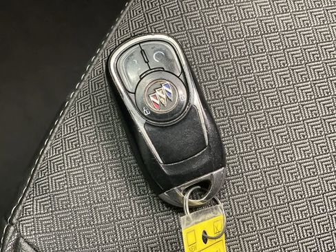 Used 2021 Buick Encore GX Preferred w/ Cold Weather Comfort Package image 28