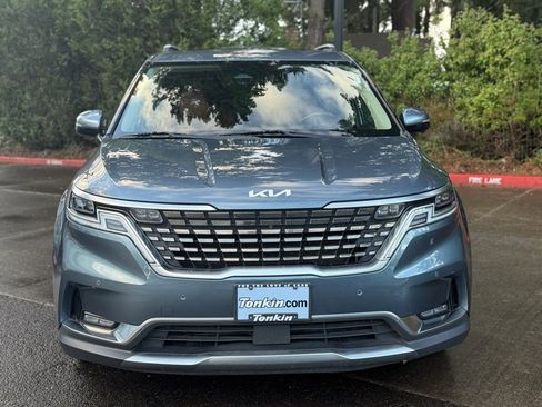 Used 2022 Kia Carnival SX Prestige image 2