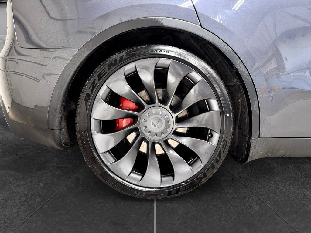 Used 2022 Tesla Model Y Performance AWD/4WD image 33