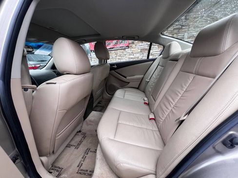 Used 2011 Nissan Altima 2.5 SL w/ 2.5SL Pkg image 14