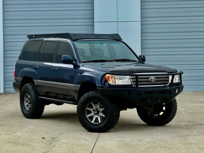 Used 2005 Toyota Land Cruiser w/ Convenience Pkg