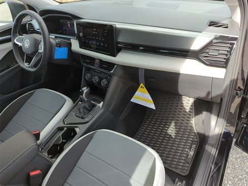New 2025 Volkswagen Taos S image 17